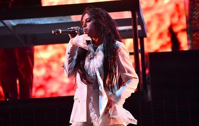 芝加哥公牛训练开放日，赛前官宣签约引欢呼，欧超杯在即，医务组通报恢复 -爱游戏在线登录