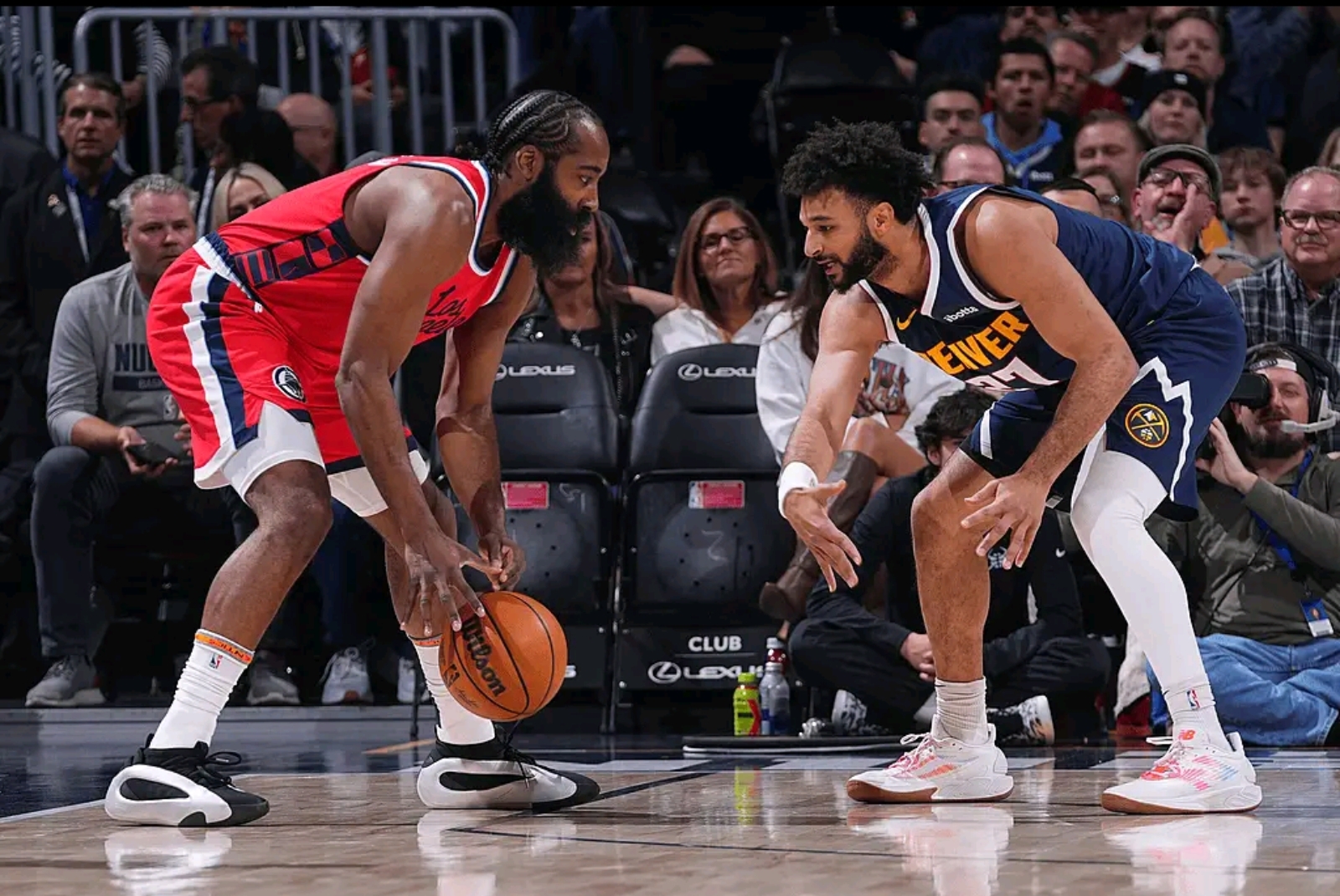 包含加时末段里昂备战NBA常规赛；临场应变细节曝光；赛场秩序良好；纪律约束更严格的词条-爱游戏在线登录