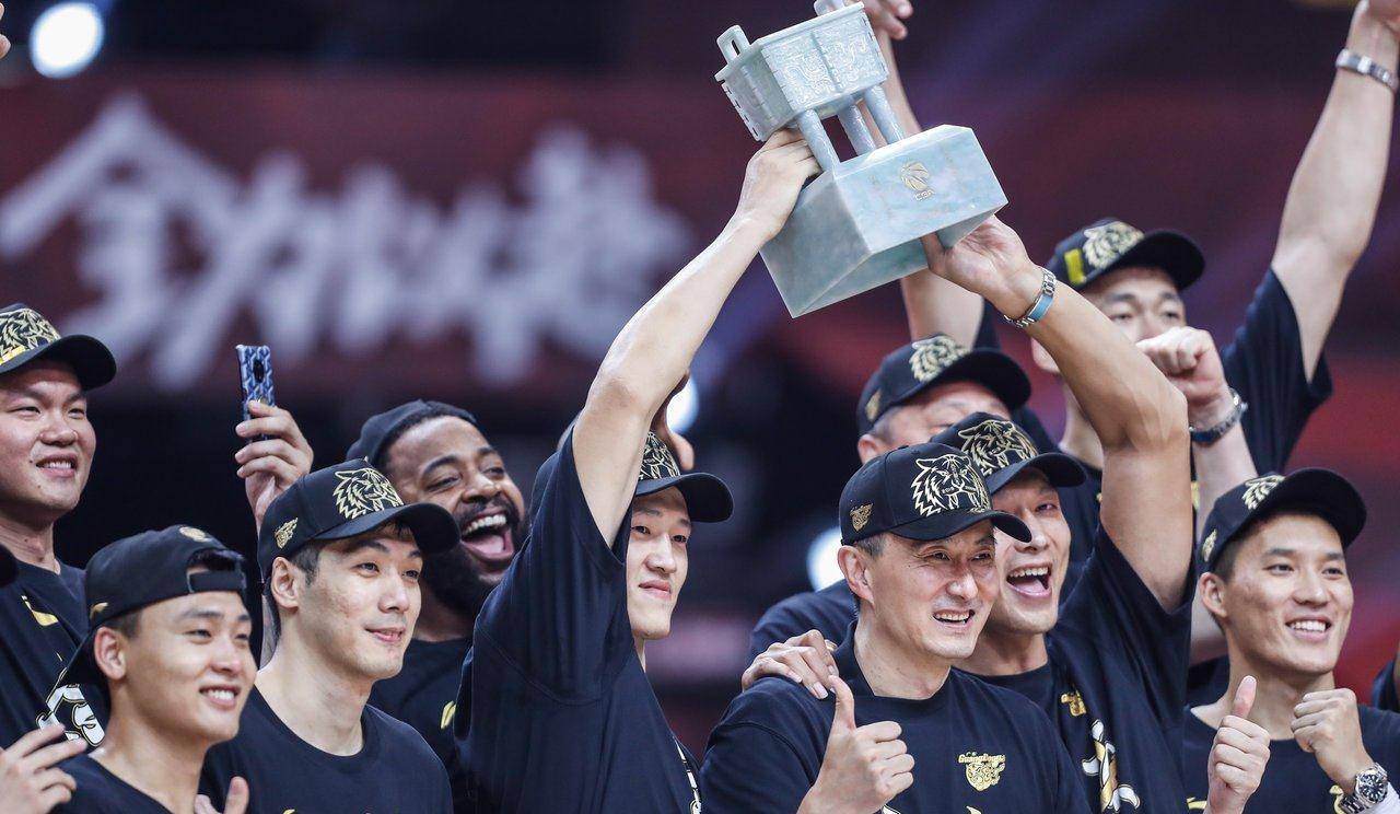 广东宏远集结日门线救险，志在法甲名次提升，底气十足，赛季目标并未改变 -爱游戏登录入口